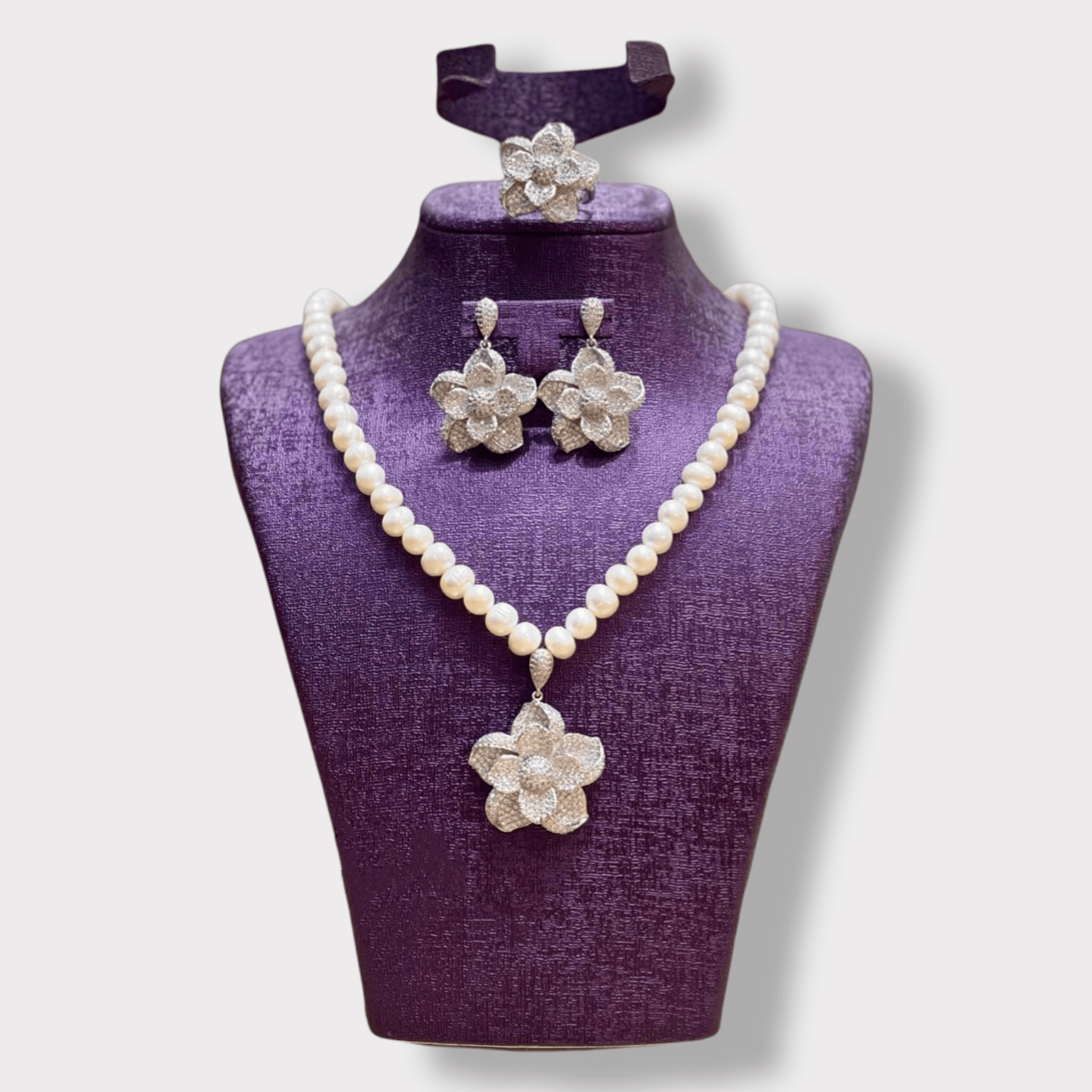 Classic Look Jewelry - Image 2